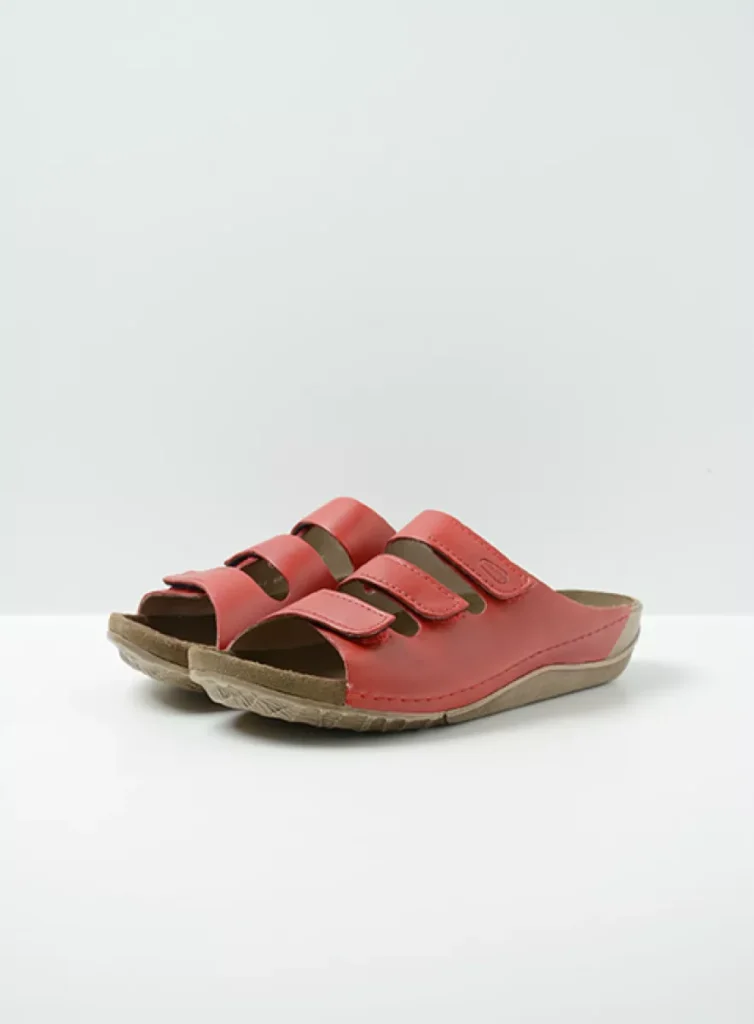 Wolky Sandals 00532 Nomad 50500 red oiled leather