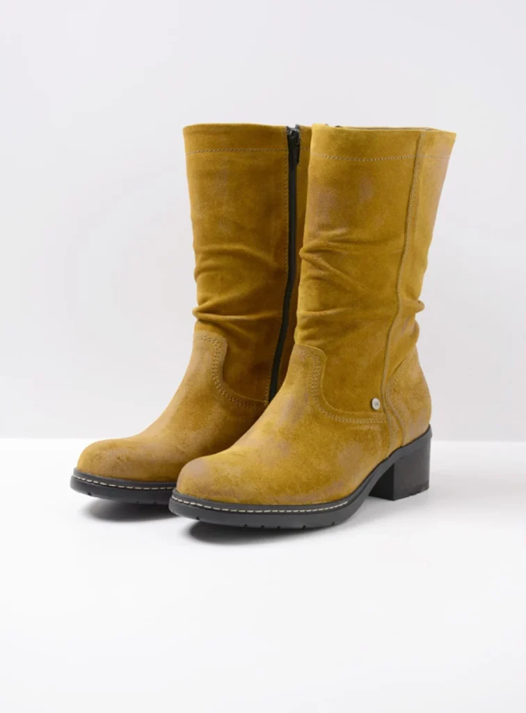 Wolky Boots 01261 Edmonton 45925 dark ochre suede