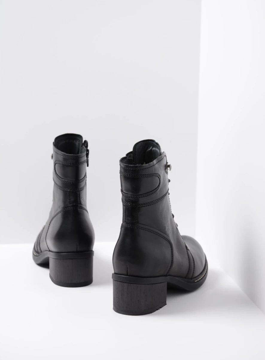 Wolky Boots 01266 Red Deer XW 30000 black leather