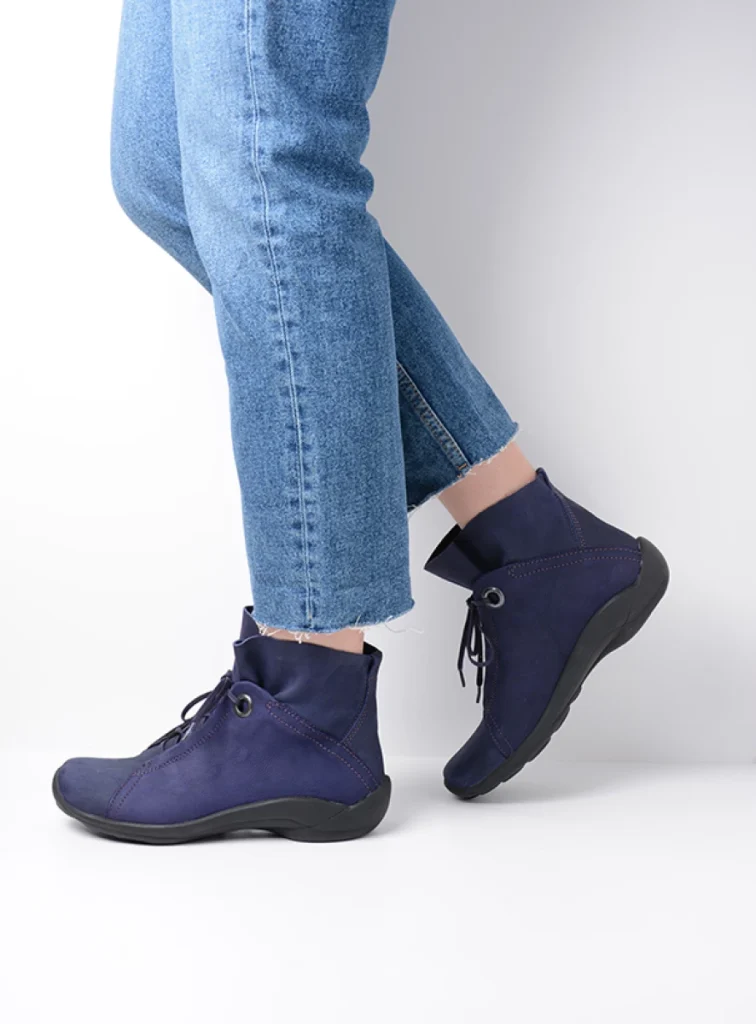 Wolky Lace up boots 01657 Diana 11600 purple nubuck