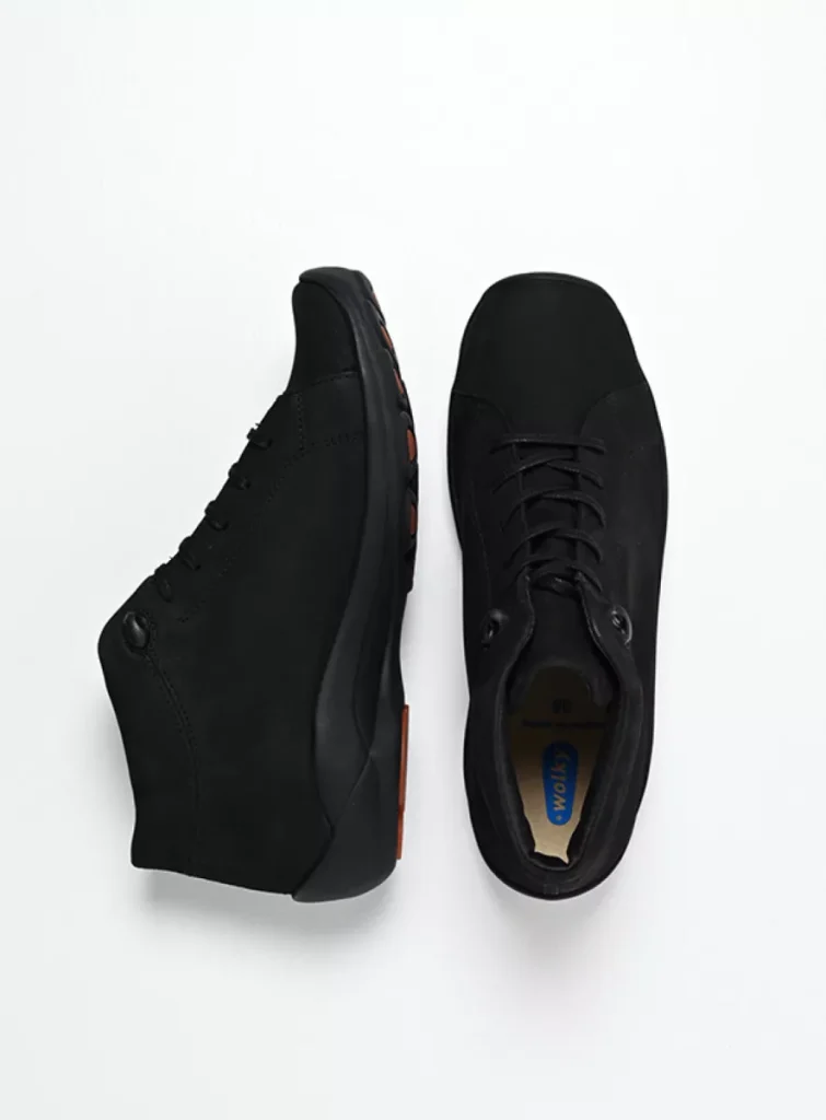 Wolky Lace up shoes 01674 Louise 10000 black nubuck