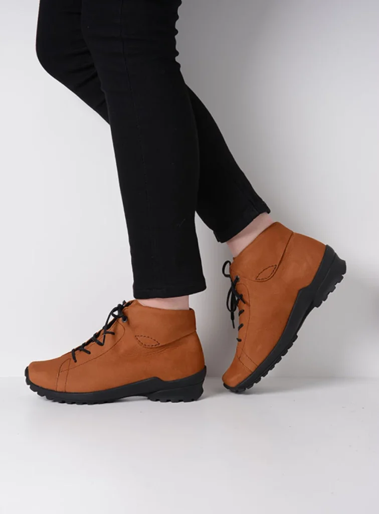 Wolky Lace up boots 01737 Teton 11430 cognac nubuck