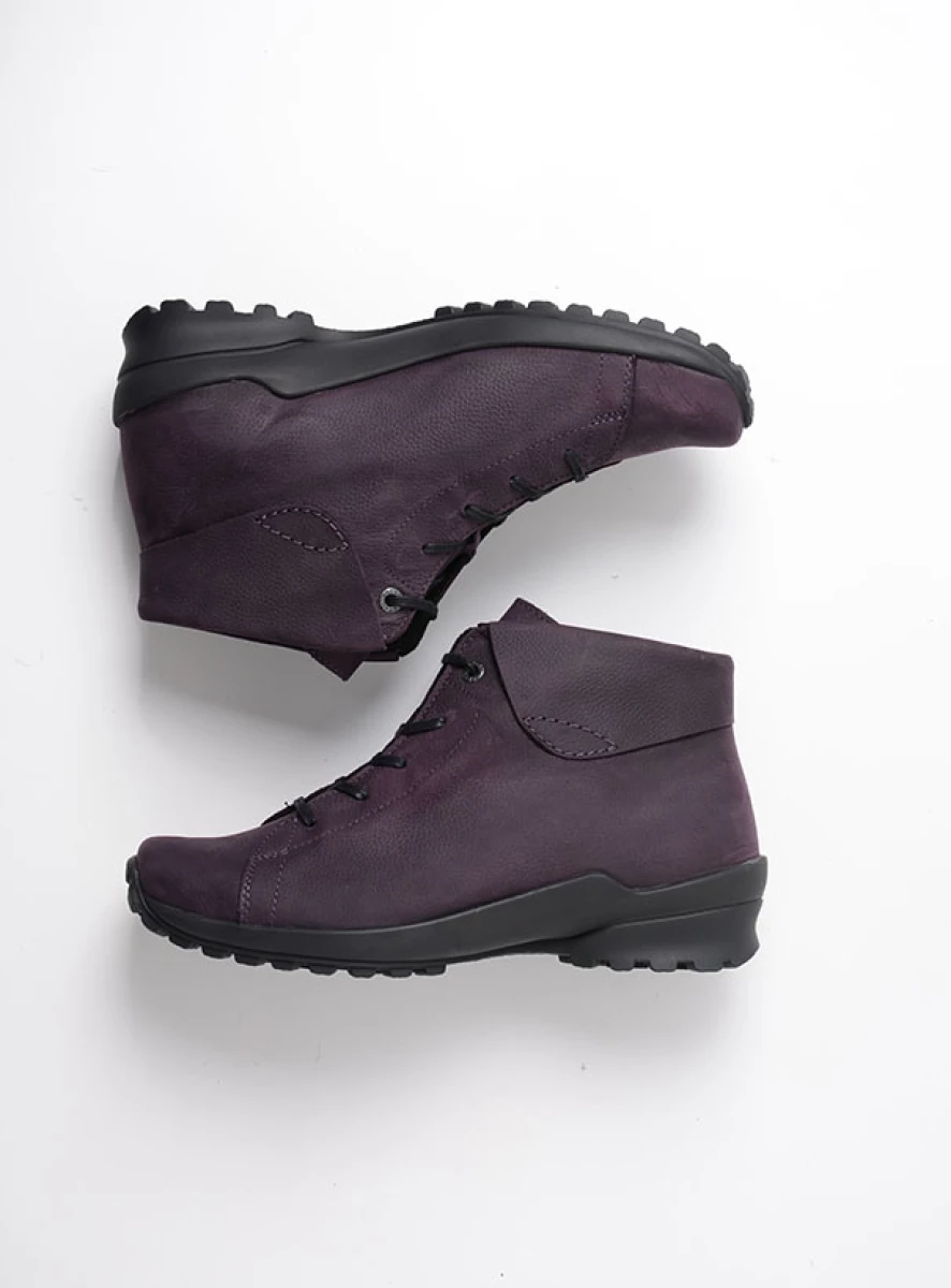 Wolky Lace up shoes 01737 Teton 11600 purple nubuck