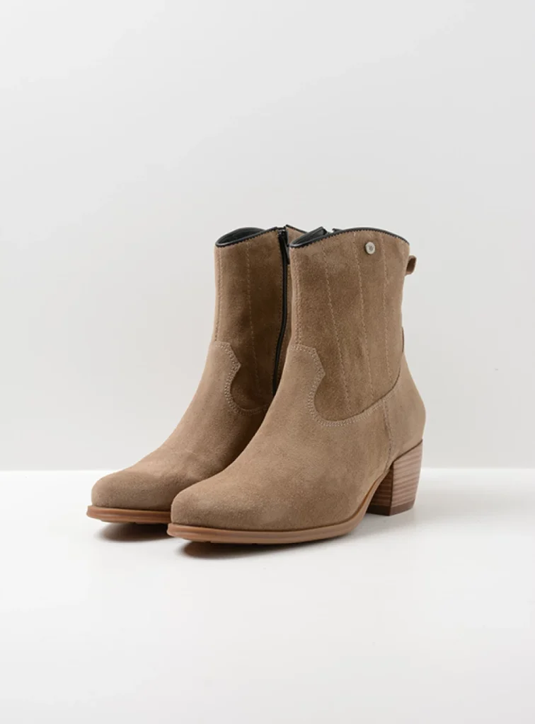 Wolky Boots 02878 Lubbock 40157 taupe summer suede