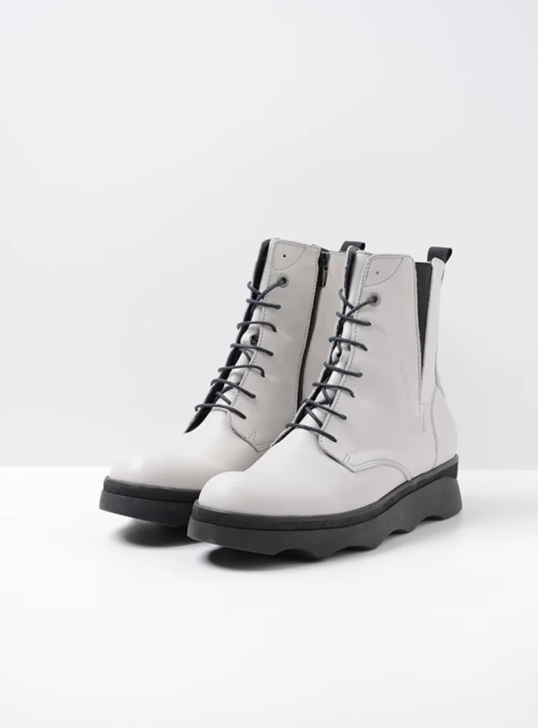 Wolky Boots 02975 Akita 30104 winter white leather