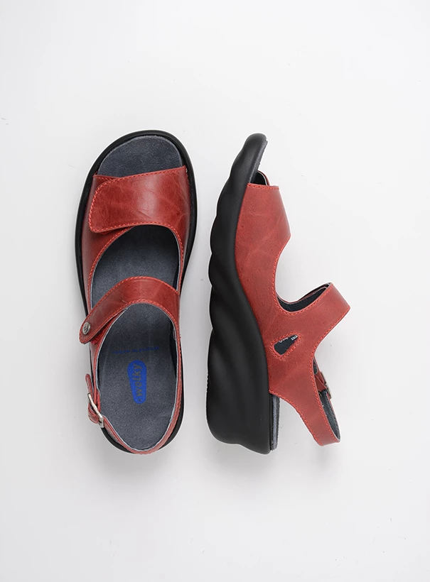 Buy your Wolky Scala - red leather shoes online - Wolky