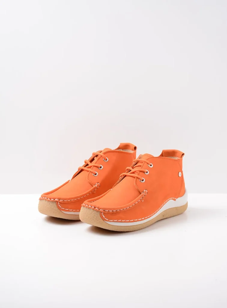 Wolky low lace-up shoes 04526 Rosella 10557 orange nubuck