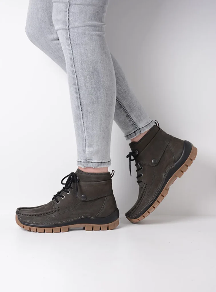 Wolky Lace up boots 04725 Jump 11301 carbon nubuck