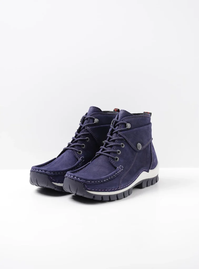 Wolky Lace up boots 04725 Jump 11600 purple nubuck