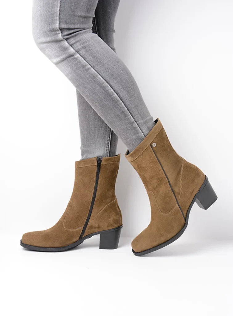 Wolky Boots 05056 Mallow 40155 dark taupe suede