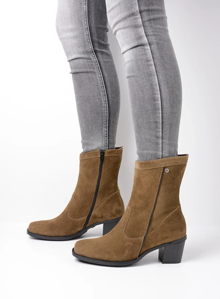 Wolky Boots 05056 Mallow 40155 dark taupe suede