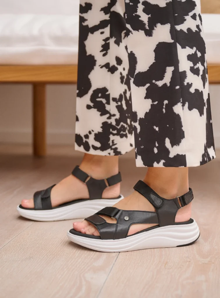 Wolky Sandals 05650 Cirro 30010 black-white leather