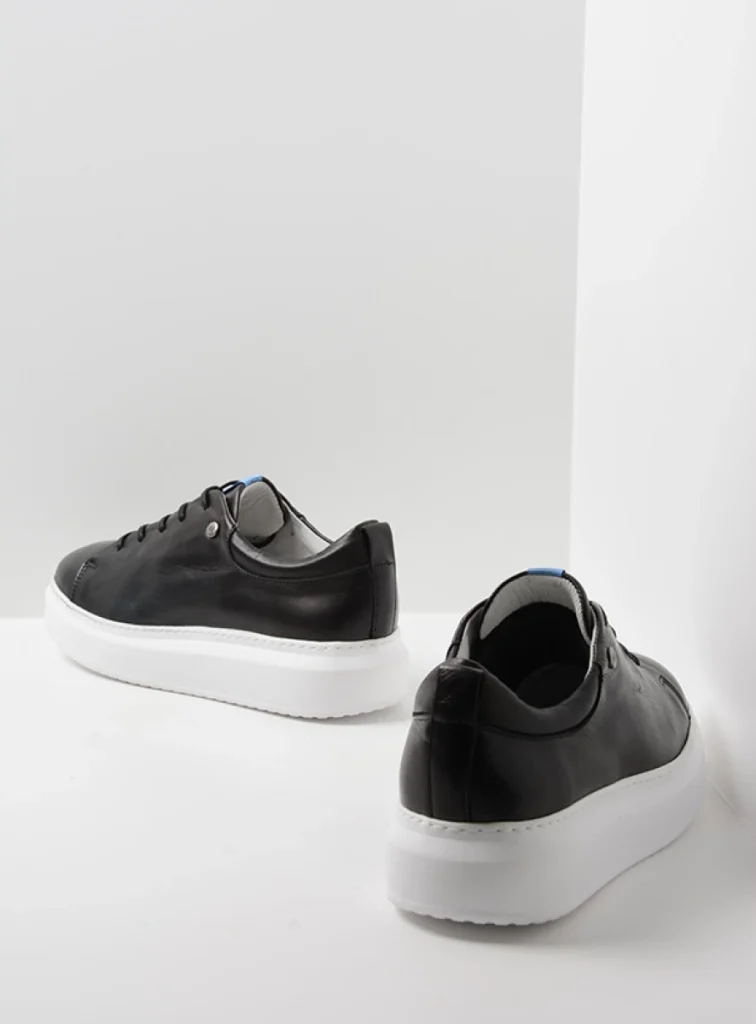 Wolky Trainers 05875 Move it 20000 black leather