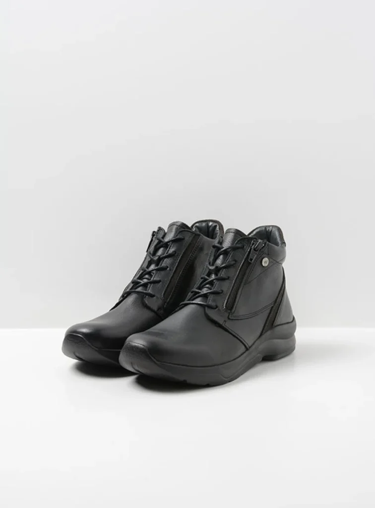 Wolky Lace up boots 05891 Glacier 24000 black leather