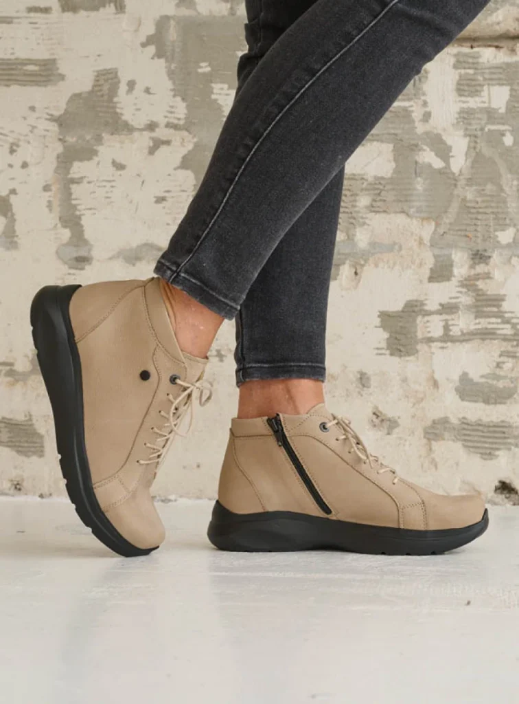 Wolky Lace up shoes 05930 Lima 11125 safari nubuck