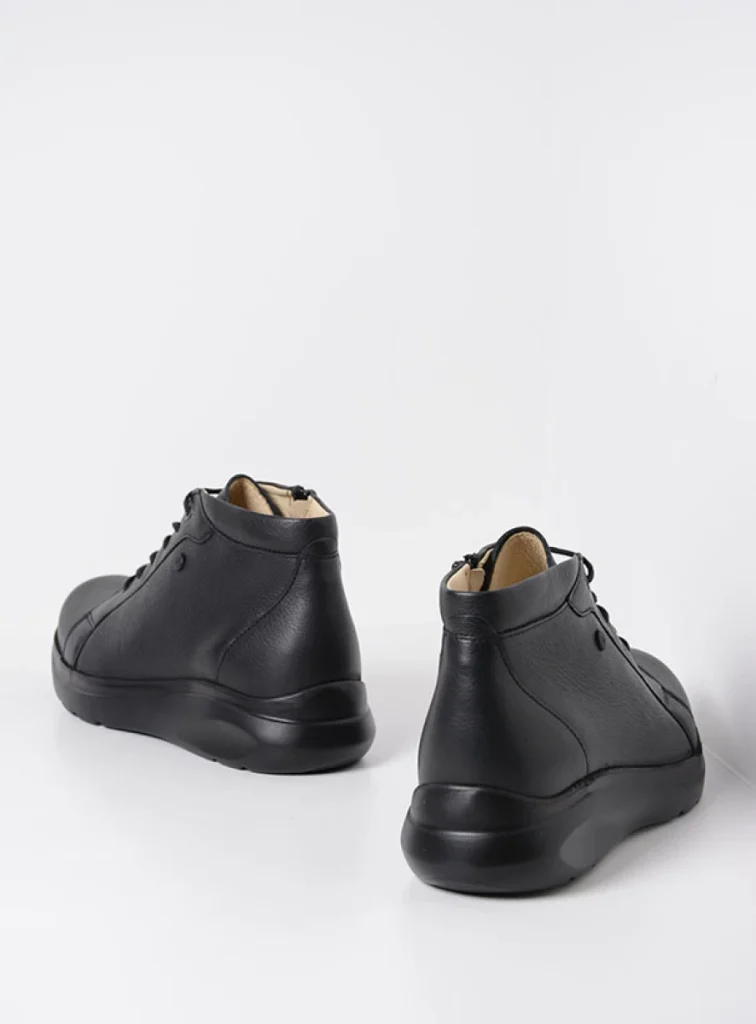 Wolky Lace up shoes 05930 Lima 20000 black leather