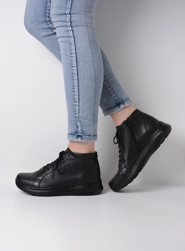 Wolky Lace up shoes 05930 Lima 20000 black leather