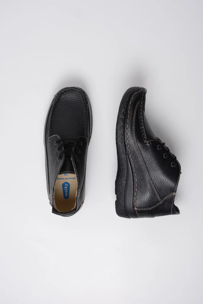 Buy your Wolky Roll Moc black leather shoes online Wolky