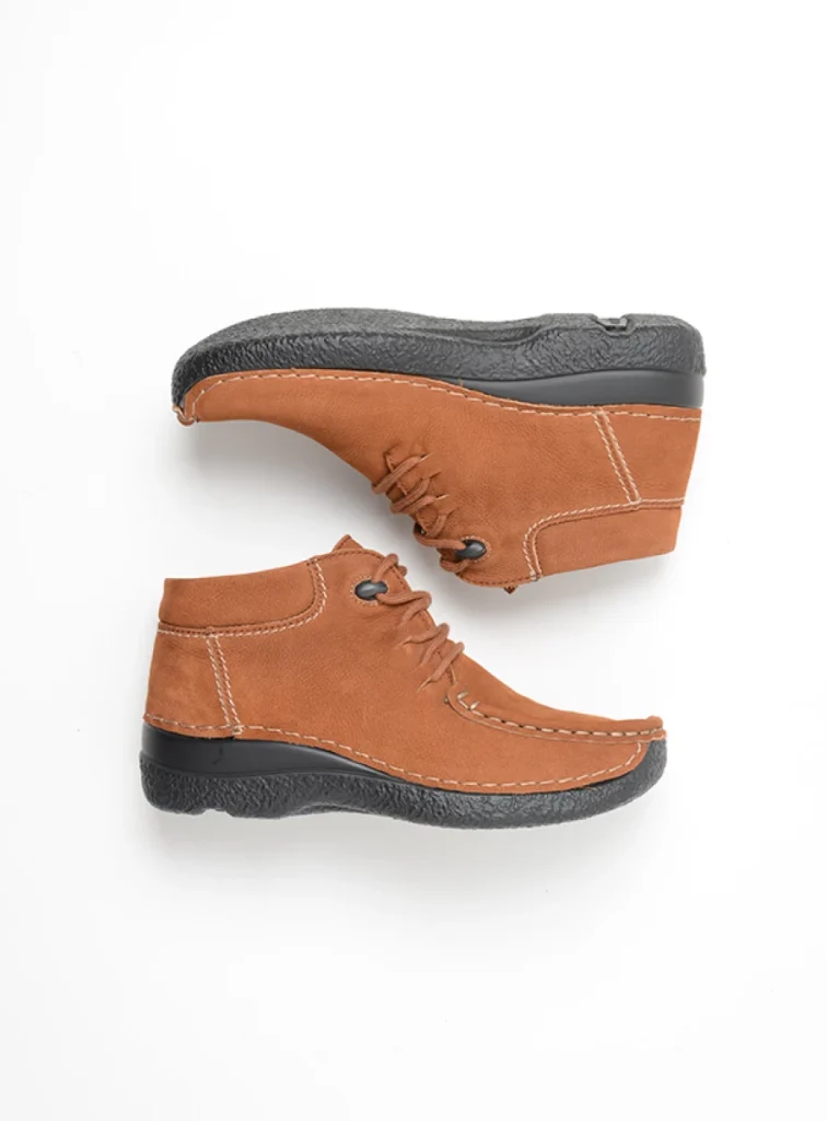 Wolky Lace up boots 06253 Seamy Moc 11430 cognac nubuck